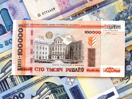 Поверили рублю. В банках второй месяц наблюдается приток депозитов в национальной валюте