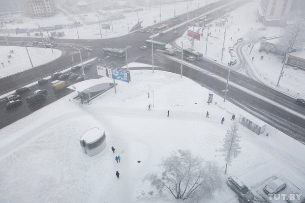Не снегопад, так гололедица: в Беларуси опять объявлен оранжевый уровень опасности