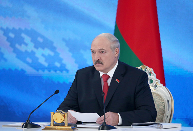 Разговор с президентом: Лукашенко более семи часов общался с журналистами и экспертами