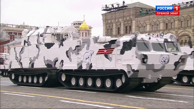 Обзор военной техники на Параде Победы в Москве