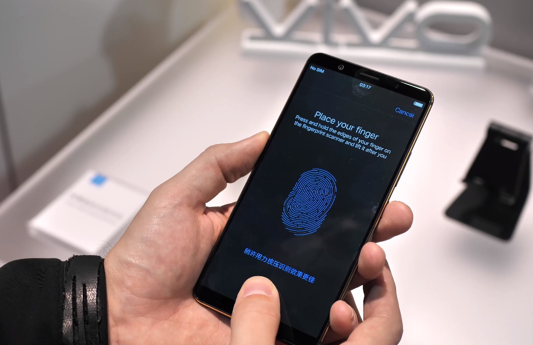 Китайцы показали как обмануть сканер отпечатков пальцев в смартфоне с помощью стакана и 140$