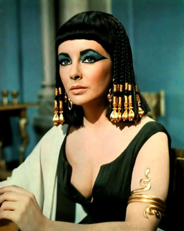 Клеопатра - Самые развратные женщины в истории