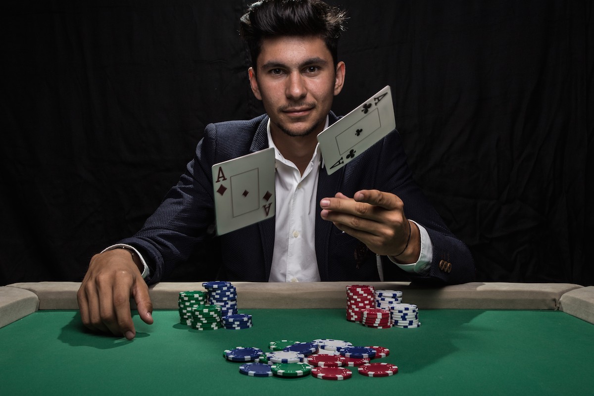 Онлайн покер отзывы обзор онлайн казино goldfishka